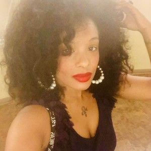 Meet your Posher, Tiffany